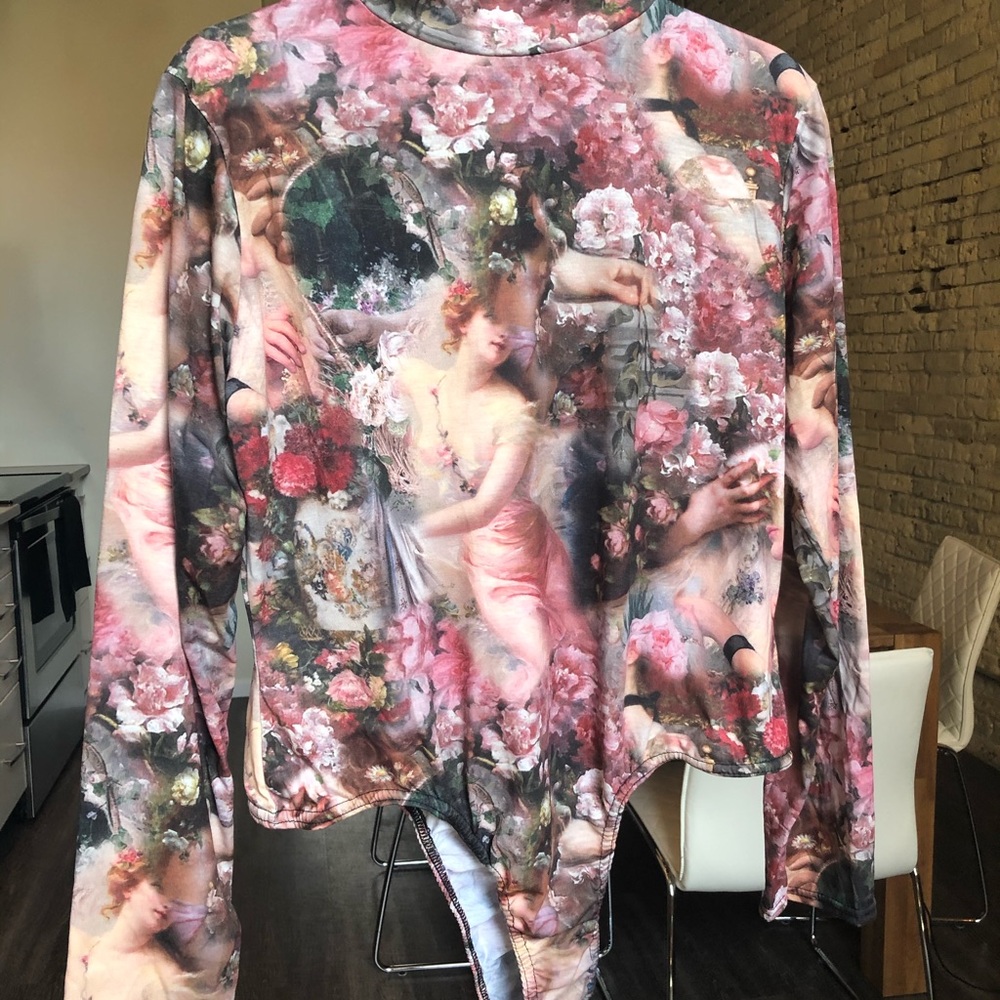 PrettyLittleThing mock neck long sleeve bodysuit - Picture 3 of 6